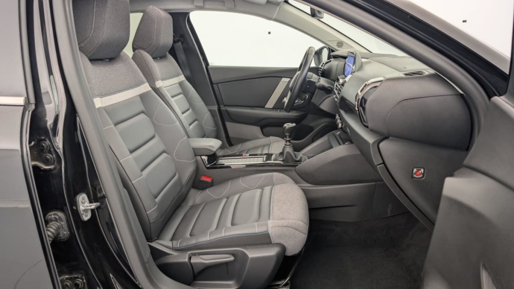 CITROEN C4 PureTech 130 S S BVM6 Shine - ref: 1-346601 - Photo 9