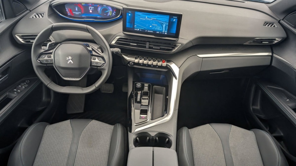 PEUGEOT 3008 Hybrid 136 e-DCS6 Allure Pack - ref: 1-346664 - Photo 13