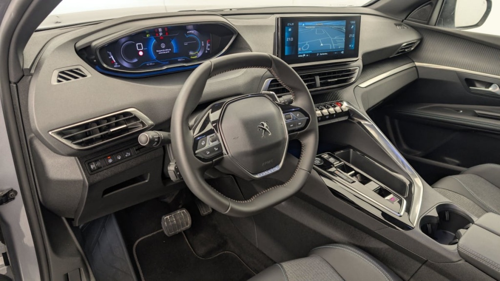 PEUGEOT 3008 Hybrid 136 e-DCS6 Allure Pack - ref: 1-346698 - Photo 15