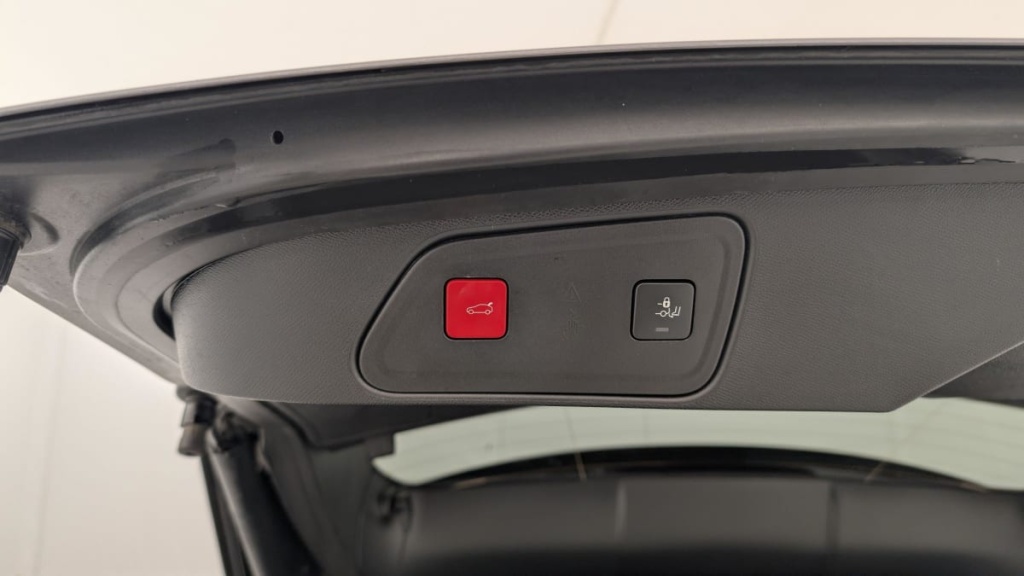 PEUGEOT 3008 Hybrid 136 e-DCS6 Allure Pack - ref: 1-346698 - Photo 20