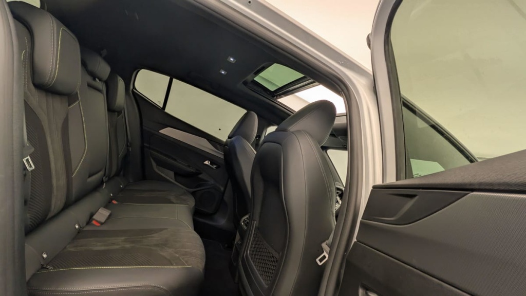 PEUGEOT 408 PHEV 180 e-EAT8 GT - ref: 1-346727 - Photo 10
