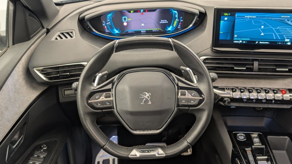 PEUGEOT 3008 Hybrid4 300 e-EAT8 GT - ref: 1-346740 - Photo 14