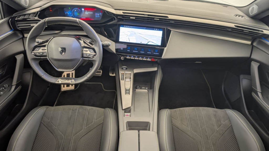 PEUGEOT 408 PHEV 225 e-EAT8 GT - ref: 1-346768 - Photo 13