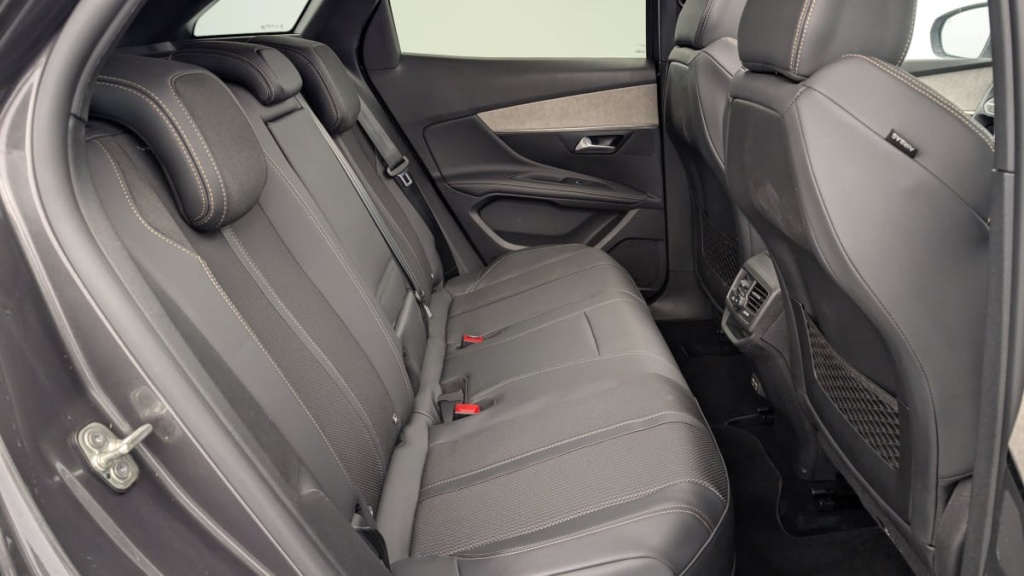 PEUGEOT 3008 Hybrid4 300 e-EAT8 GT - ref: 1-346775 - Photo 10