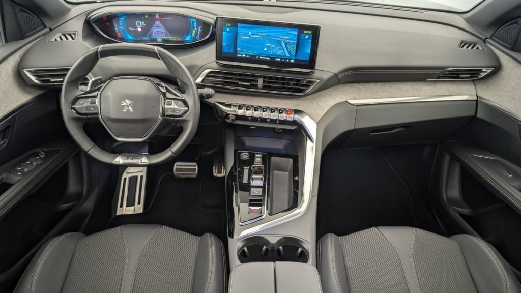 PEUGEOT 3008 Hybrid4 300 e-EAT8 GT - ref: 1-346775 - Photo 13