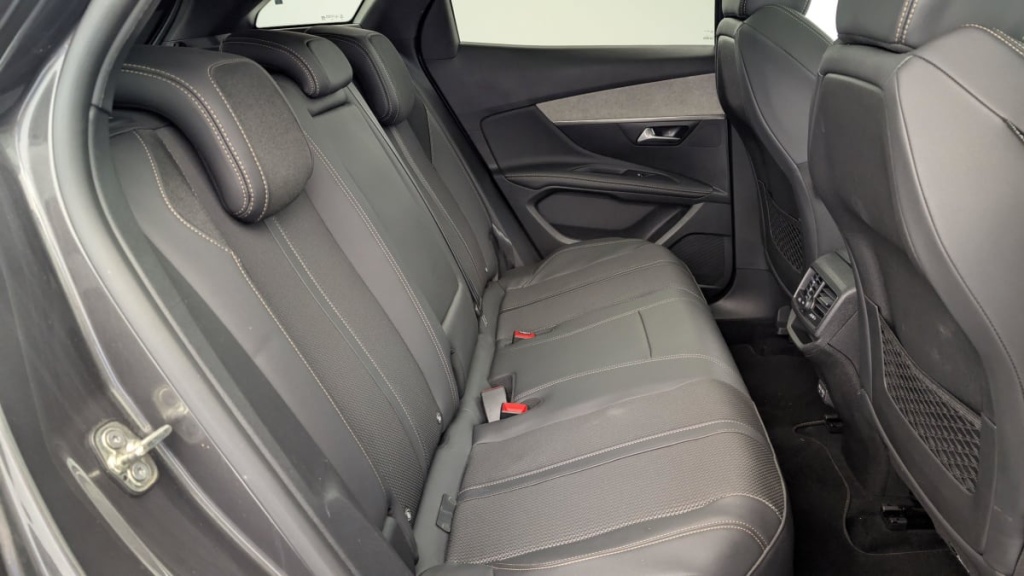 PEUGEOT 3008 Hybrid4 300 e-EAT8 GT - ref: 1-346776 - Photo 9