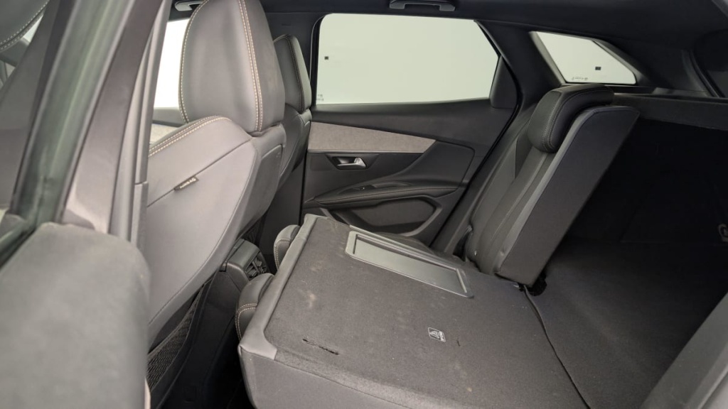 PEUGEOT 3008 Hybrid4 300 e-EAT8 GT - ref: 1-346777 - Photo 12