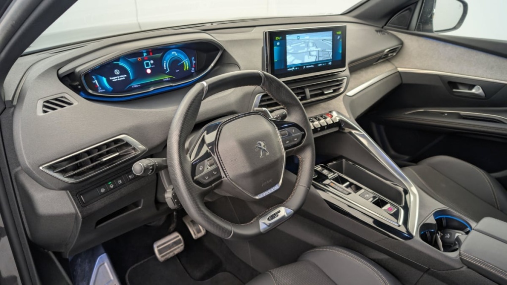 PEUGEOT 3008 Hybrid4 300 e-EAT8 GT - ref: 1-346777 - Photo 15