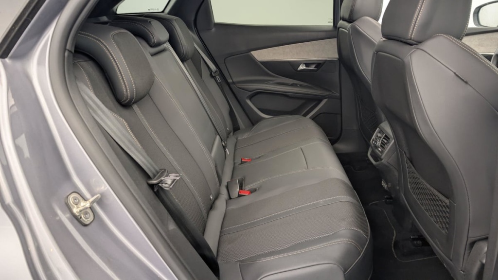 PEUGEOT 3008 Hybrid4 300 e-EAT8 GT - ref: 1-346778 - Photo 10