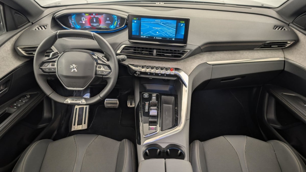 PEUGEOT 3008 Hybrid 225 e-EAT8 GT - ref: 1-346808 - Photo 13
