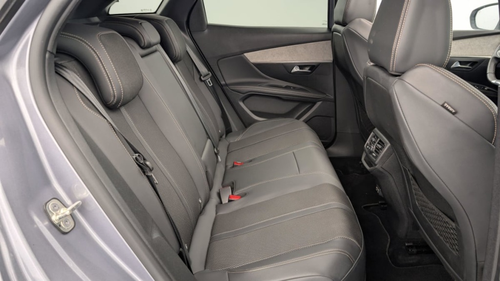 PEUGEOT 3008 Hybrid4 300 e-EAT8 GT - ref: 1-346827 - Photo 10