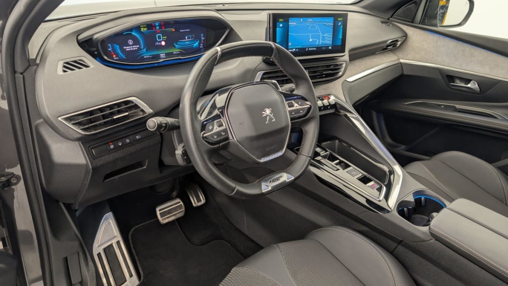 PEUGEOT 3008 Hybrid4 300 e-EAT8 GT - ref: 1-346832 - Photo 15