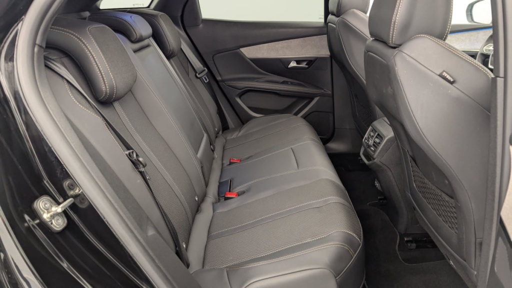 PEUGEOT 3008 Hybrid 225 e-EAT8 GT - ref: 1-346835 - Photo 10