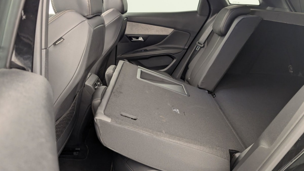 PEUGEOT 3008 Hybrid 225 e-EAT8 GT - ref: 1-346835 - Photo 12