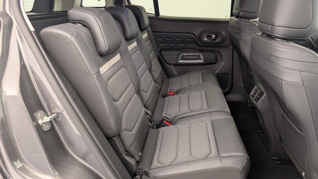 CITROEN C5 Aircross Hybride Rechargeable 225 e-EAT8 Plus - ref: 1-346878 - Photo 10