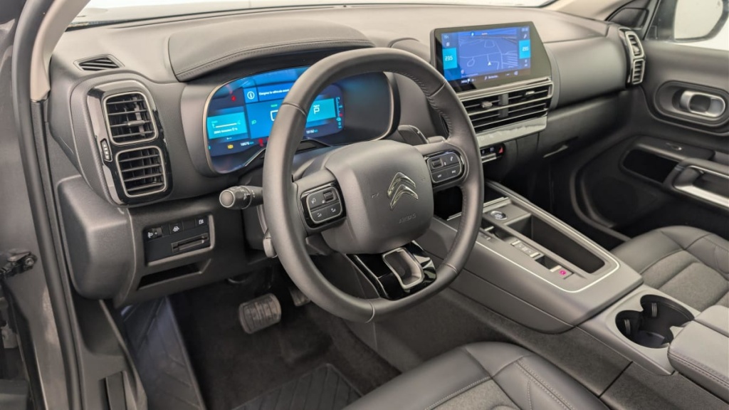 CITROEN C5 Aircross Hybride Rechargeable 225 e-EAT8 Plus - ref: 1-346878 - Photo 15