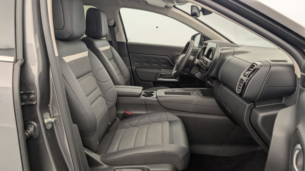 CITROEN C5 Aircross Hybride Rechargeable 225 e-EAT8 Plus - ref: 1-346878 - Photo 9