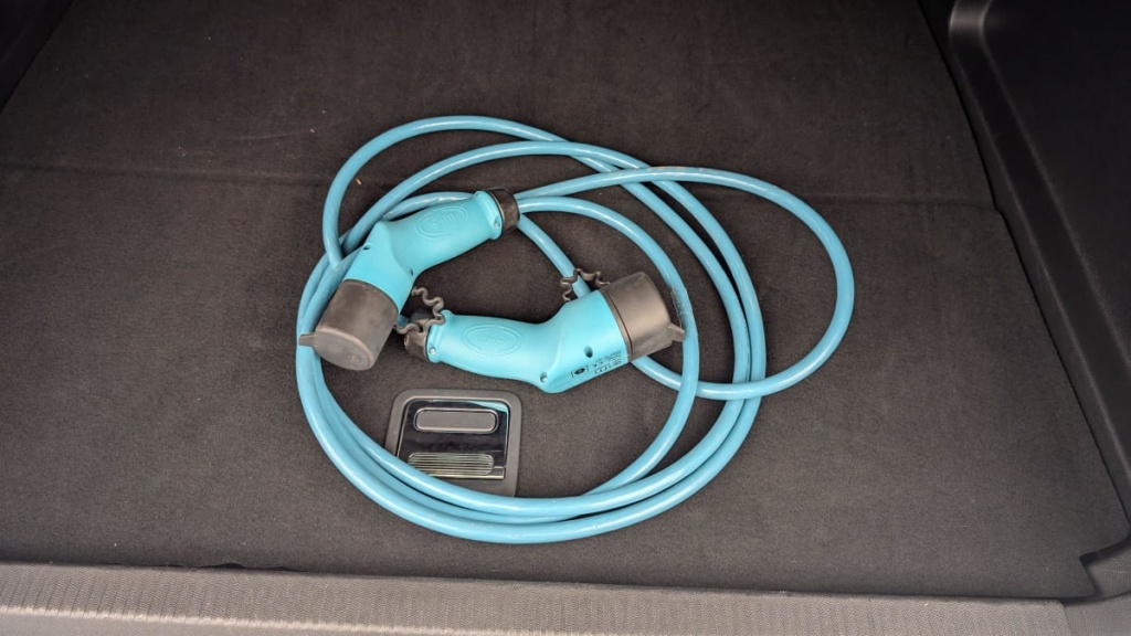 CITROEN C5 Aircross Hybride Rechargeable 225 e-EAT8 Plus - ref: 1-346885 - Photo 20