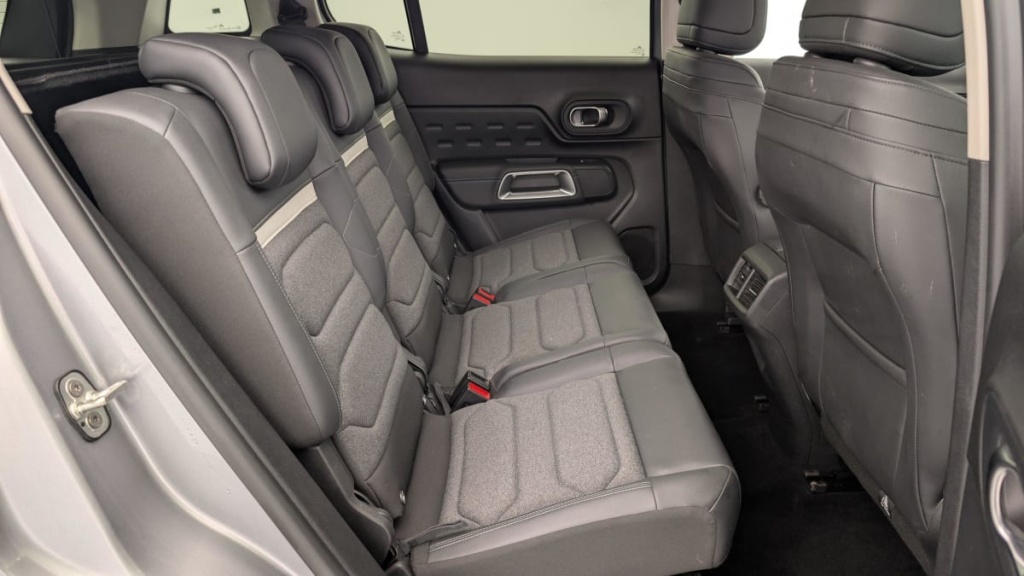 CITROEN C5 Aircross Hybride Rechargeable 225 e-EAT8 Plus - ref: 1-346892 - Photo 10