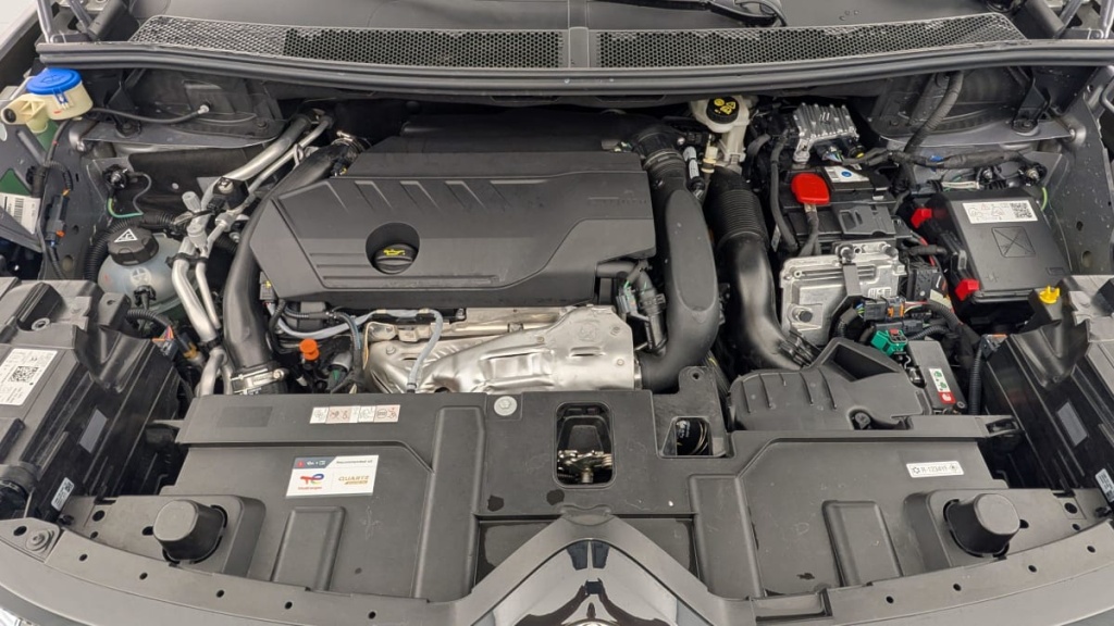 CITROEN C5 Aircross Hybride Rechargeable 225 e-EAT8 Plus - ref: 1-346893 - Photo 15