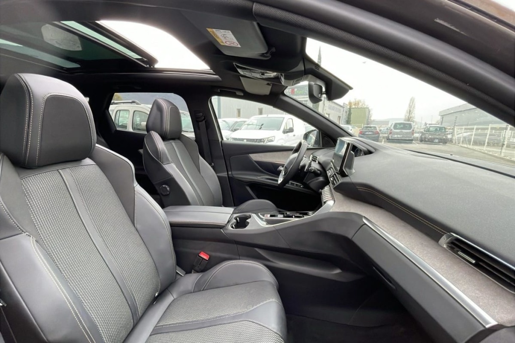 PEUGEOT 3008 Hybrid4 300 e-EAT8 GT - ref: 1-346915 - Photo 9