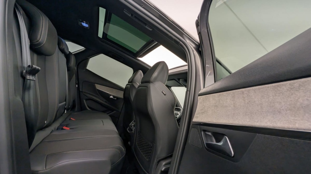 PEUGEOT 3008 Hybrid4 300 e-EAT8 GT - ref: 1-346916 - Photo 10