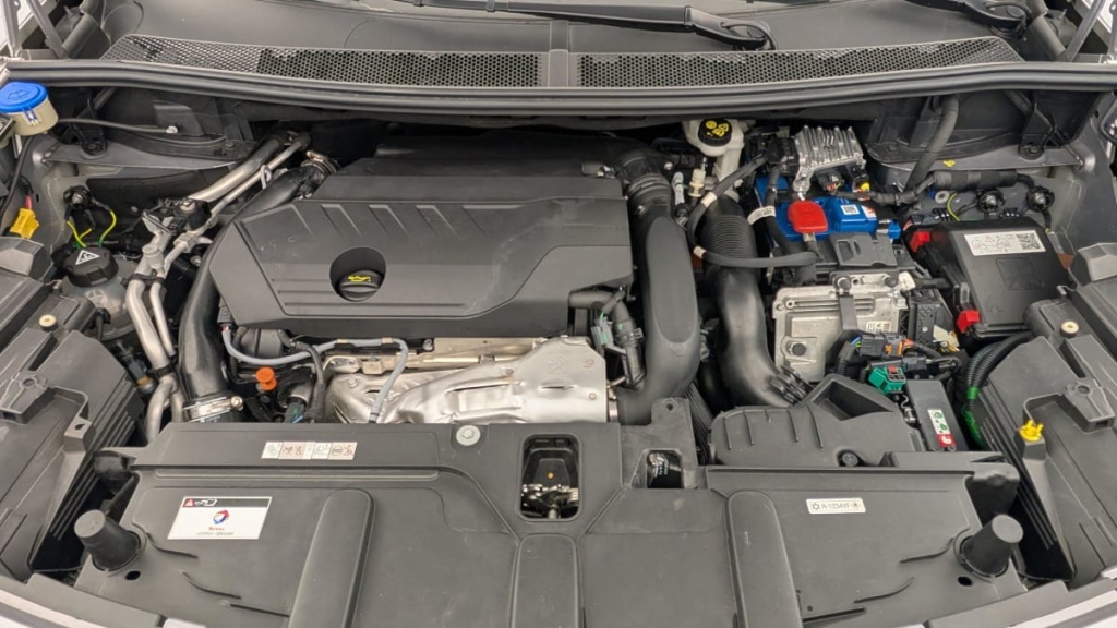 PEUGEOT 3008 Hybrid4 300 e-EAT8 GT - ref: 1-346918 - Photo 15