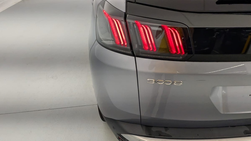 PEUGEOT 3008 Hybrid4 300 e-EAT8 GT - ref: 1-346918 - Photo 18