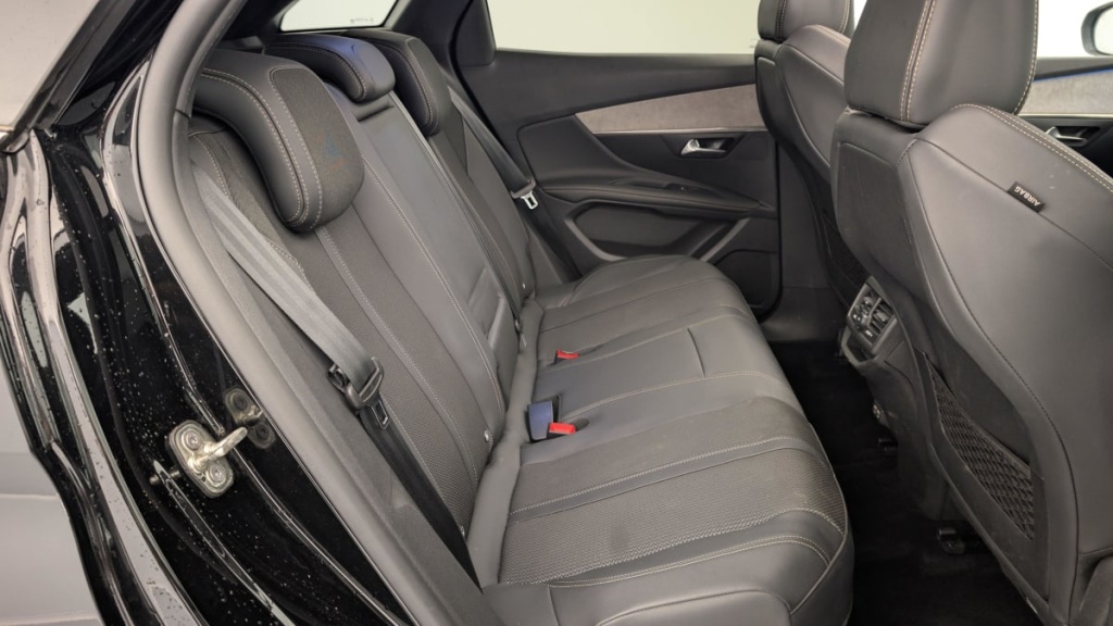 PEUGEOT 3008 Hybrid4 300 e-EAT8 GT - ref: 1-347029 - Photo 10