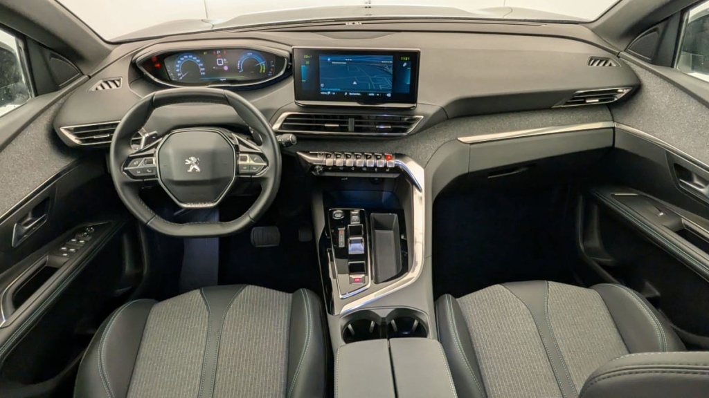 PEUGEOT 3008 Hybrid 225 e-EAT8 Allure Pack - ref: 1-347038 - Photo 12