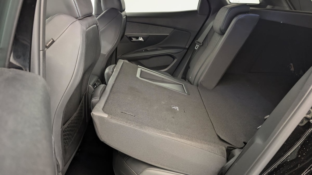 PEUGEOT 3008 Hybrid 225 e-EAT8 Allure Pack - ref: 1-347039 - Photo 12