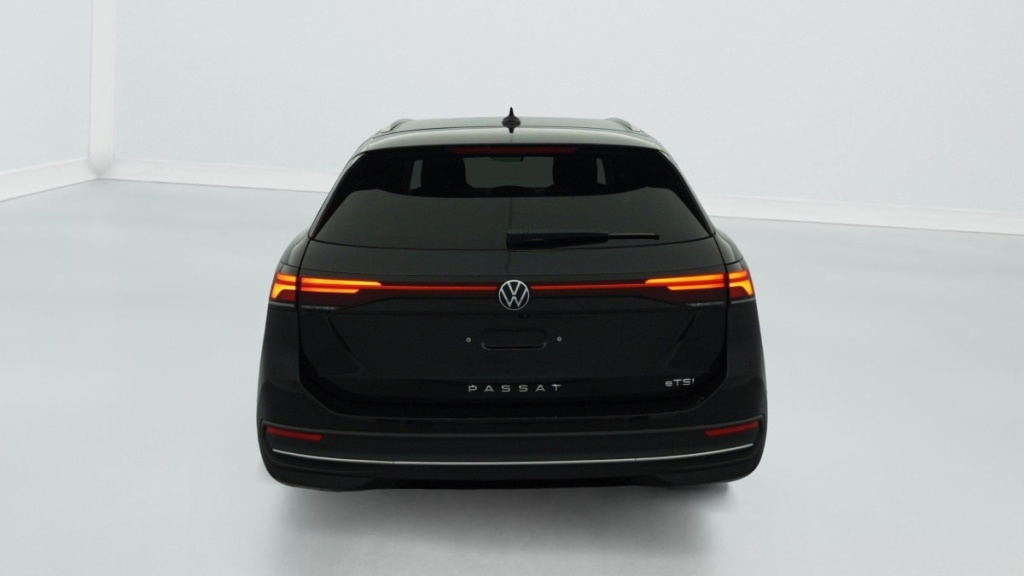 VOLKSWAGEN Passat SW Nouvelle 1.5 ETSI OPF 150 DSG7 LIFE PLUS - ref: 1-347264 - Photo 6