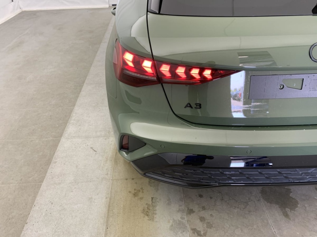 AUDI A3 Sportback 45 TFSI E HYBRIDE RECHARGEABLE 272 S TRONIC 6 S LINE - ref: 1-347336 - Photo 16