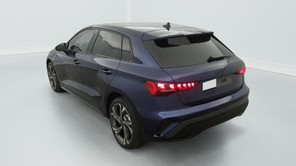 AUDI A3 Sportback 45 TFSI E HYBRIDE RECHARGEABLE 272 S TRONIC 6 S LINE - ref: 1-347340 - Photo 5