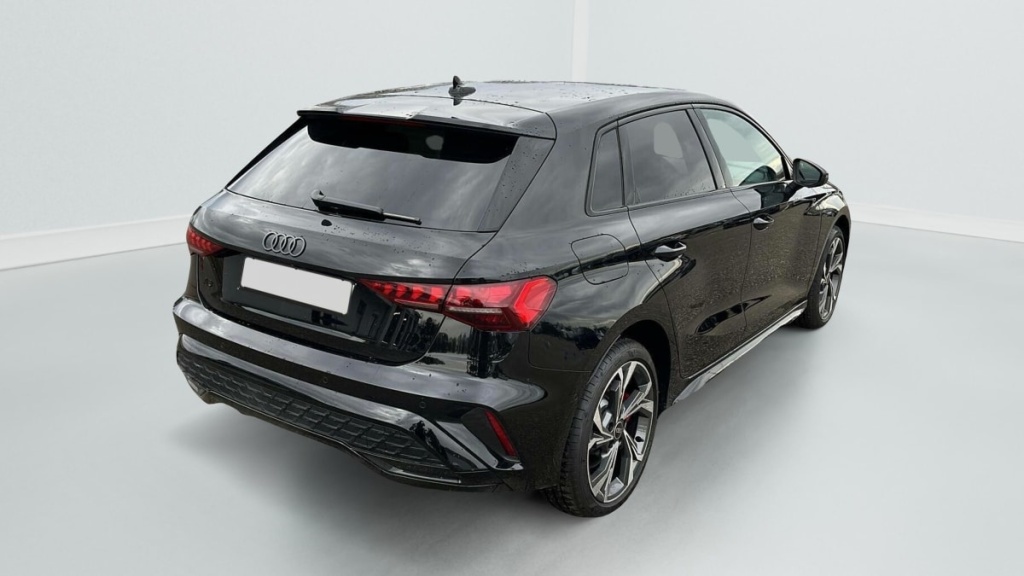 AUDI A3 Sportback 45 TFSI E HYBRIDE RECHARGEABLE 272 S TRONIC 6 S LINE - ref: 1-347341 - Photo 7