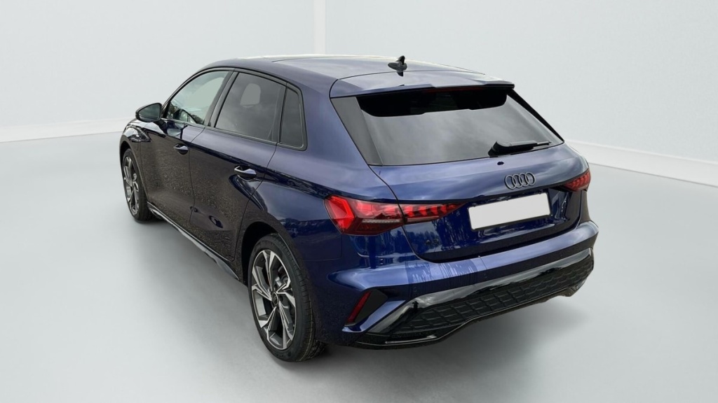 AUDI A3 Sportback 45 TFSI E HYBRIDE RECHARGEABLE 272 S TRONIC 6 S LINE - ref: 1-347383 - Photo 5