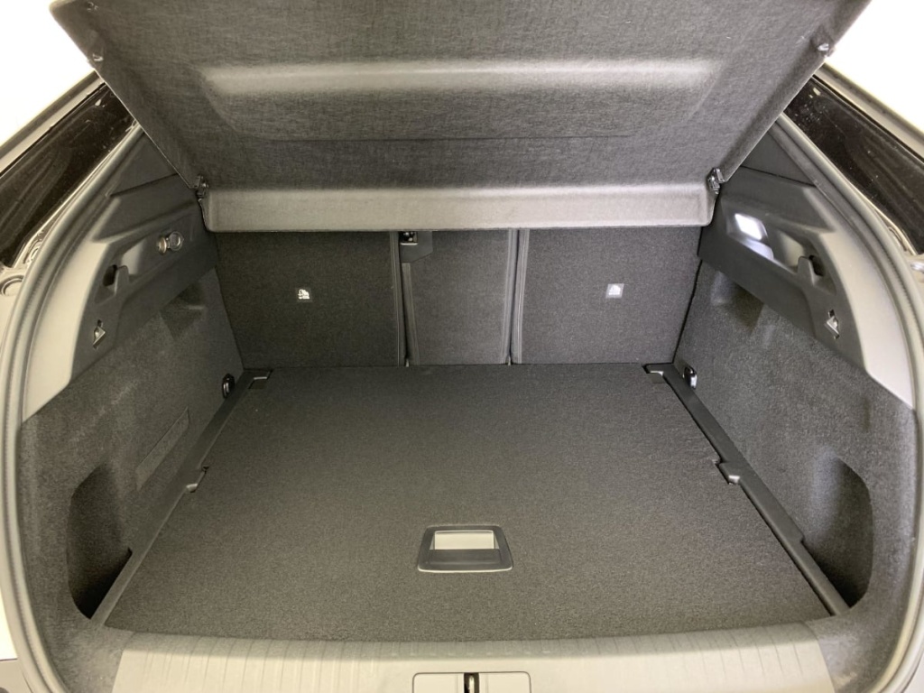 PEUGEOT 3008 Hybrid 145 e-DCS6 GT - ref: 1-347417 - Photo 11