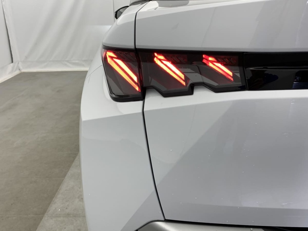 PEUGEOT 3008 Hybrid 145 e-DCS6 GT - ref: 1-347418 - Photo 15