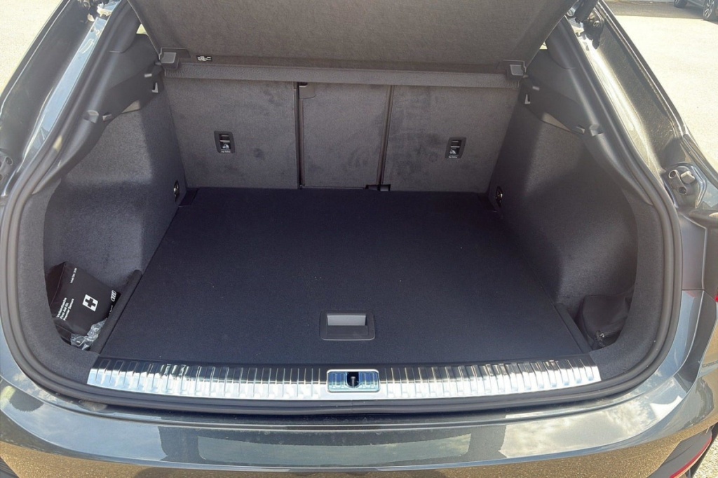 AUDI Q3 SPORTBACK 35 TDI 150 ch S tronic 7 S line plus - ref: 1-348542 - Photo 11