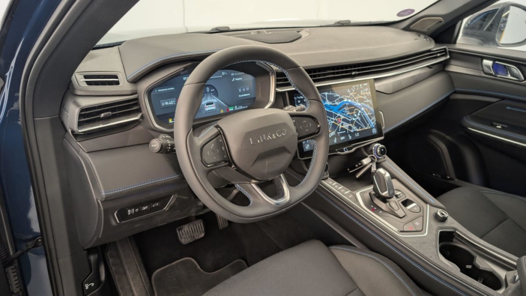 LYNK & CO 01 1.5 PHEV 261 ch DCTH7 - ref: 1-348679 - Photo 15