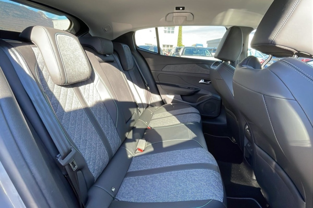 PEUGEOT 408 PureTech 130 ch S S EAT8 Allure - ref: 1-348694 - Photo 10