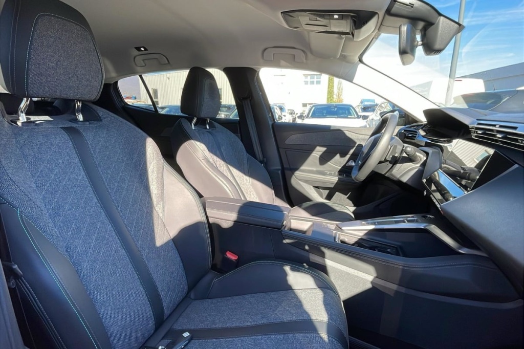 PEUGEOT 408 PureTech 130 ch S S EAT8 Allure - ref: 1-348694 - Photo 9