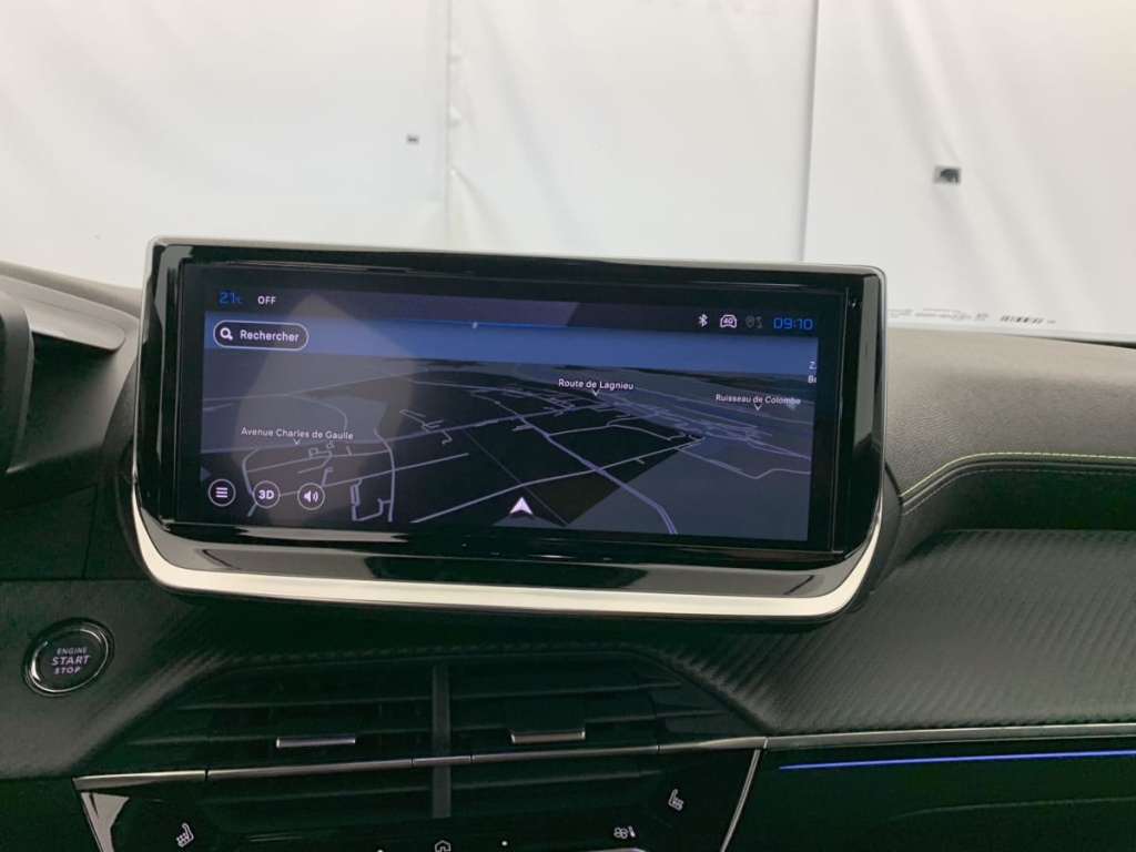 PEUGEOT 2008 Hybrid 145 e-DCS6 GT - ref: 1-348764 - Photo 15