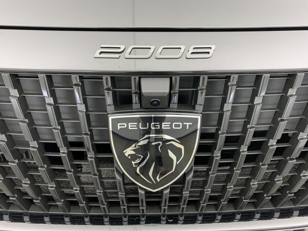 PEUGEOT 2008 Hybrid 145 e-DCS6 GT - ref: 1-348770 - Photo 16