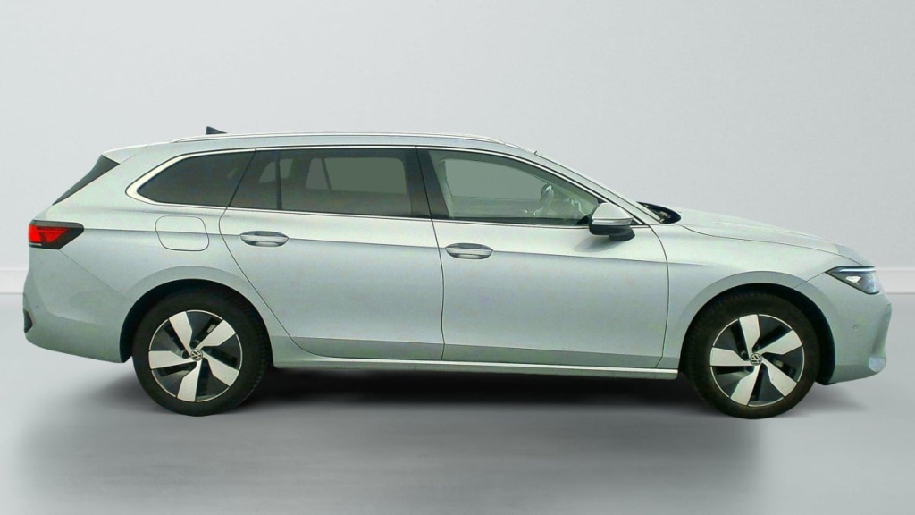 VOLKSWAGEN Passat SW 2.0 TDI EVO SCR 150 DSG7 LIFE PLUS - ref: 1-348961 - Photo 8