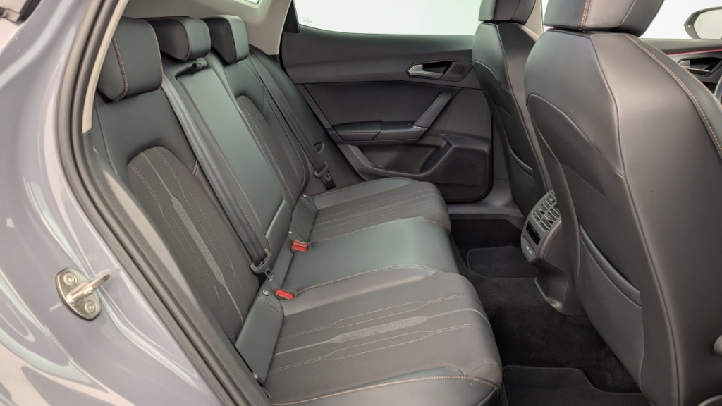 CUPRA FORMENTOR 1.4 e-HYBRID 204 ch DSG6 V - ref: 1-349062 - Photo 10