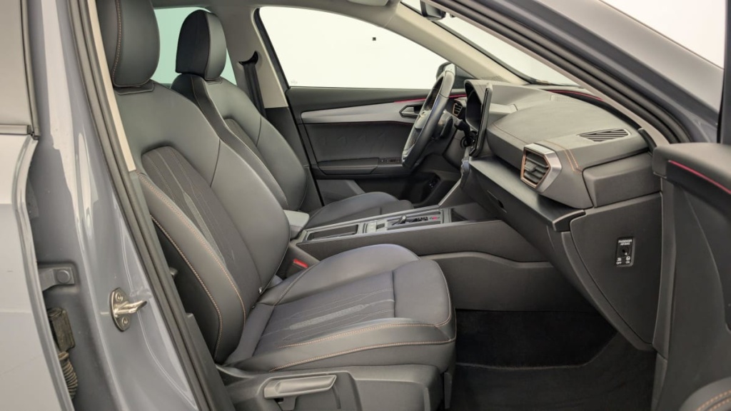 CUPRA FORMENTOR 1.4 e-HYBRID 204 ch DSG6 V - ref: 1-349062 - Photo 9