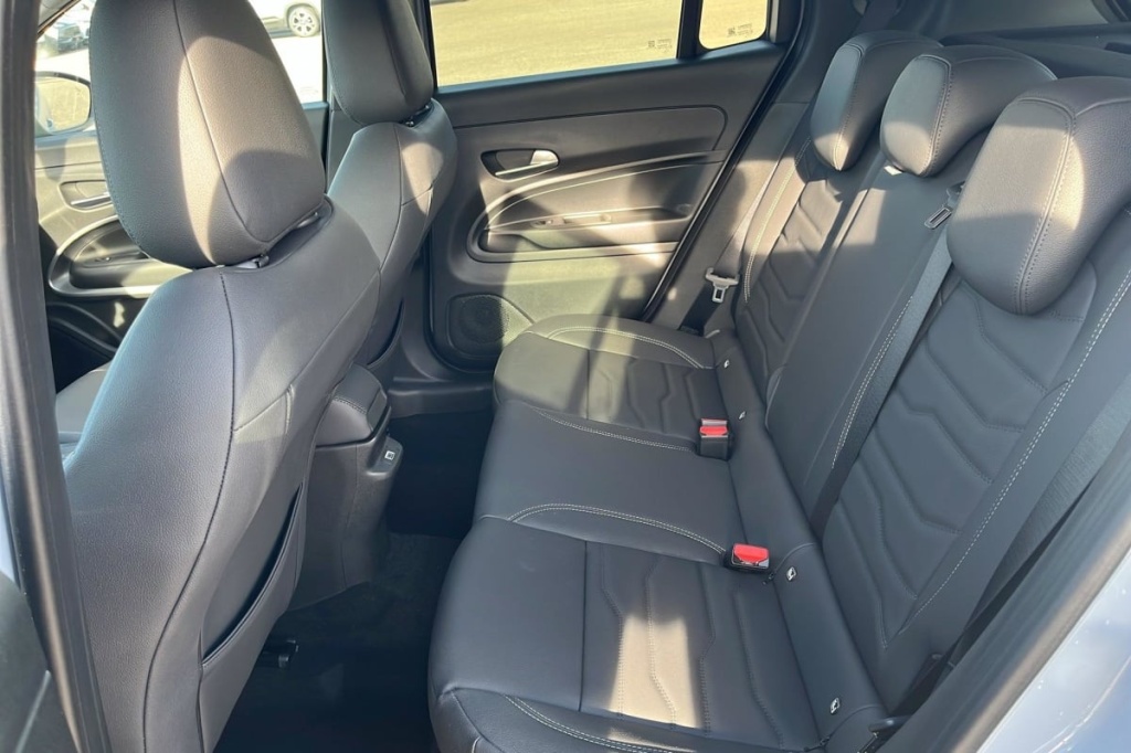 JEEP Avenger 1.2 Turbo T3 110 ch e-Hybrid BVR6 Summit - ref: 1-349160 - Photo 10