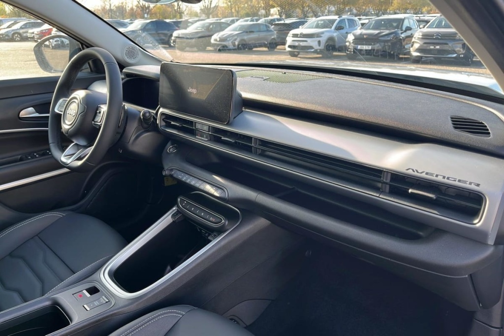 JEEP Avenger 1.2 Turbo T3 110 ch e-Hybrid BVR6 Summit - ref: 1-349160 - Photo 12