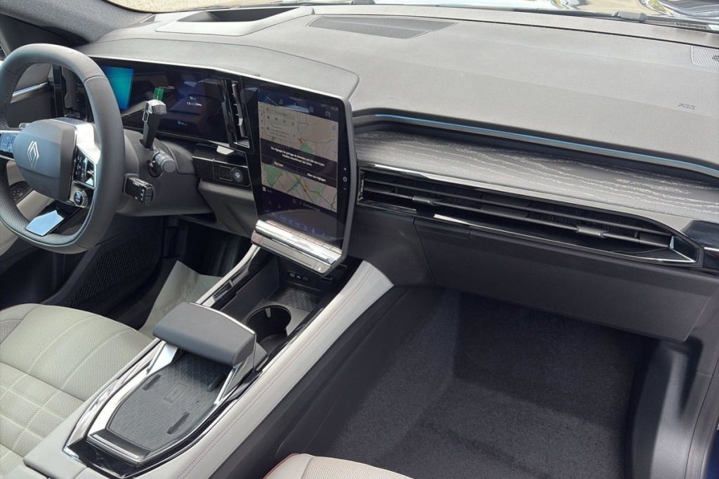 RENAULT Espace Espace E-Tech full hybrid 200 GSR2 Iconic - ref: 1-349348 - Photo 12